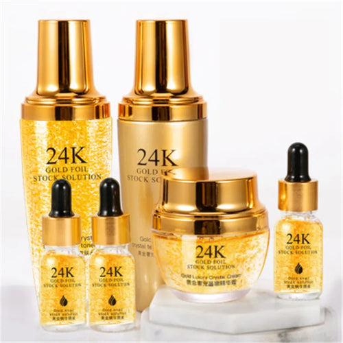 A set of cosmetics GOLDÉRA SKIN