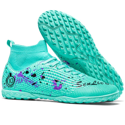 Classic soccer shoe