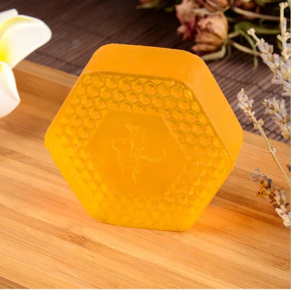 HoneyGlow Natural Soap